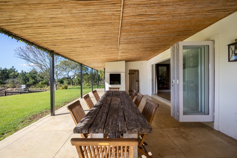 8 Bedroom Property for Sale in Airport Western Cape